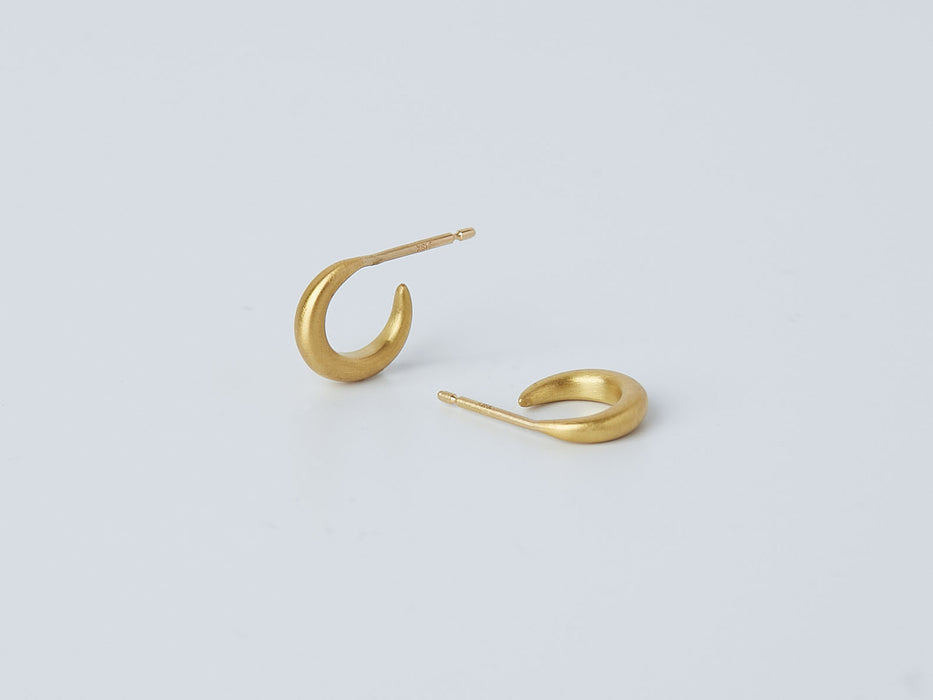 Selene Earrings by Alexis Menten with 22k gold crescent hoops handmade in an ancient style shown from the front and the side